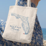 Bolsa Tote Elegante Key West Florida Wedding Tote Bag<br><div class="desc">Celebre seu casamento na ilha tropical em Key West com nosso elegante saco azul de marinho da Flórida, com o mapa do destino. Perfeito para seus hóspedes lembrarem de seu evento na Casa e Museu Hemingway, Casa de Audubon e Jardins Tropicais, O Oeste da Chave de Alcance, Casa Marina Key...</div>