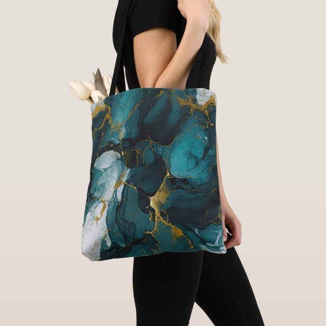 Bolsa Tote Emerald Marble with Golden Veins (Close Up)