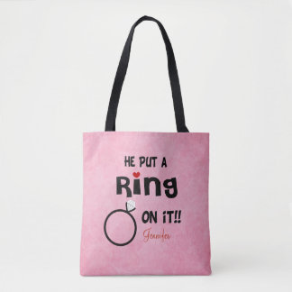 Bolsa Tote Engraçado Personalizado, Ele Colocou Um Anel Nele.
