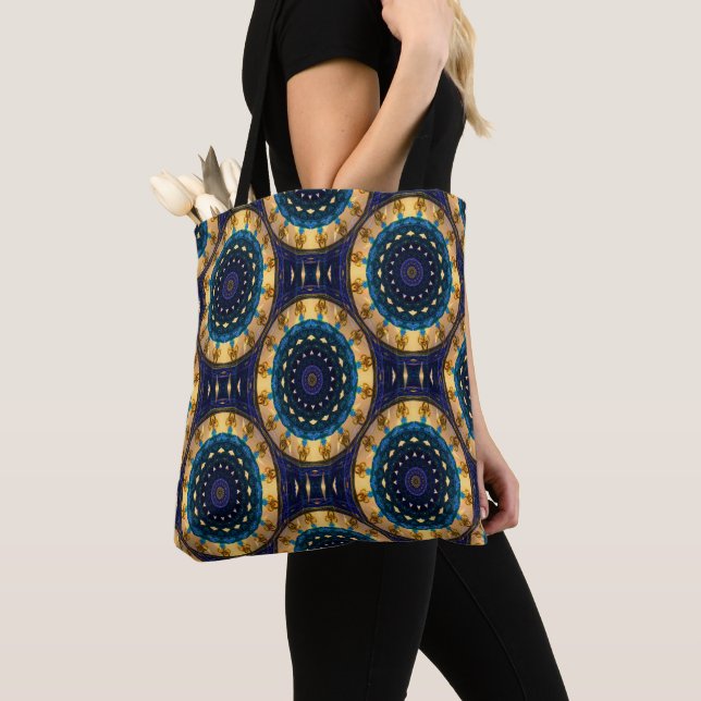 Bolsa Tote Escudos reais..... (Close Up)