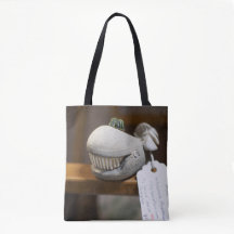 Escultura de Baleia de Madeira