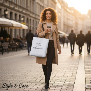 Bolsa Tote Espaçosa com Nome Moderno Impresso