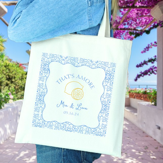 Bolsa Tote Esse é o casamento costeiro Amalfi personalizado (Add a playful touch to your wedding favors with this 'That's Amore' lemon-themed personalized tote.)