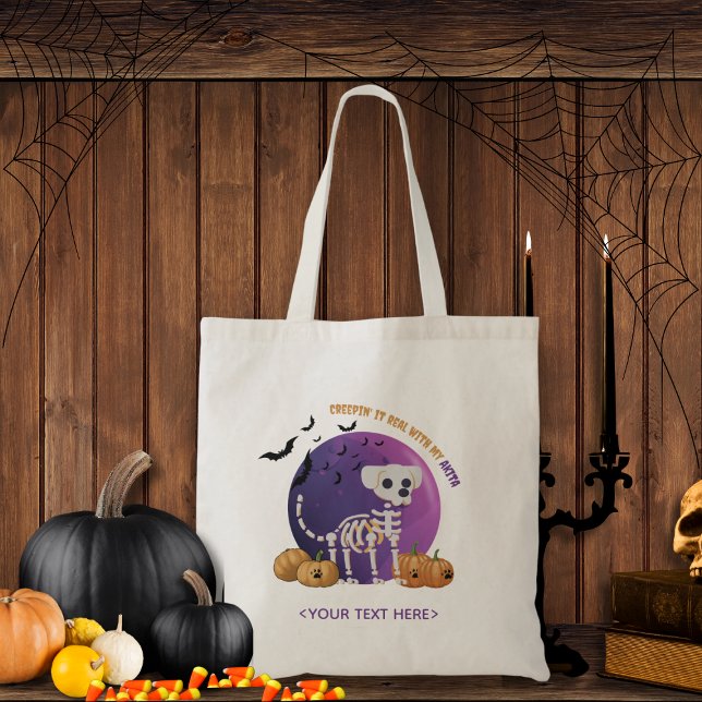 Bolsa Tote Fall Halloween Spooky Trick ou Treat Tote Bag (Trick or Treat OR show up to the Halloween party in style. Represent your favorite dog breed!!)