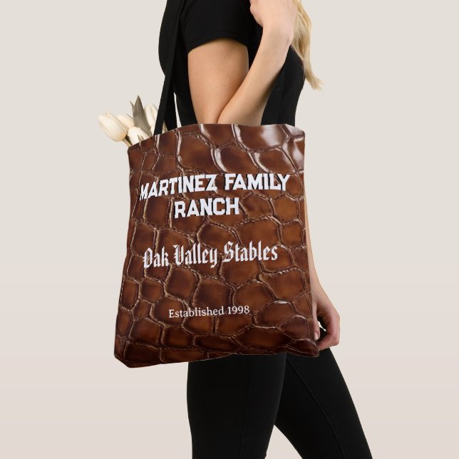 Bolsa Tote Family Ranch Faux Crocodile Leather (Close Up)