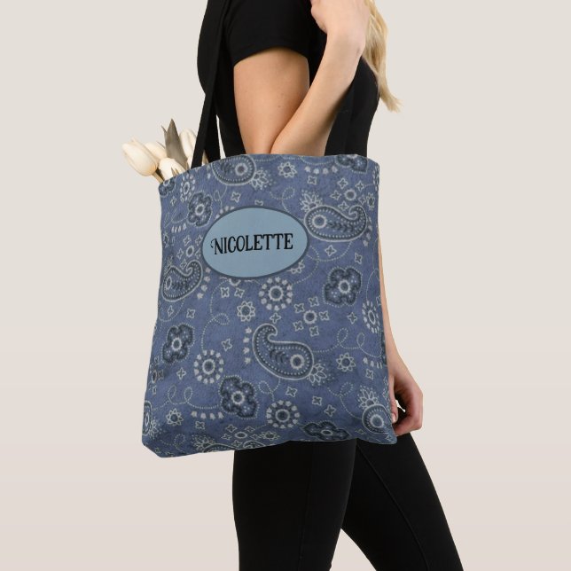 Bolsa Tote Faux Blue Suede e Western Blue Paisley (Close Up)
