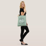 Bolsa Tote Fazer 60 parece um bom presente<br><div class="desc">Fazer 60 parece um bom aniversário, tipográfico personalizado design de presente de aniversário colorido. A vida começa aos sessenta, mostre como você está feliz por estar nos sessenta anos com essa camisa, ideal para uma festa de aniversário ou um fim de semana de celebração. Faça dele uma festa para se...</div>