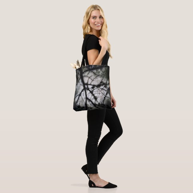 Bolsa Tote Fechando em (No(a) Modelo)