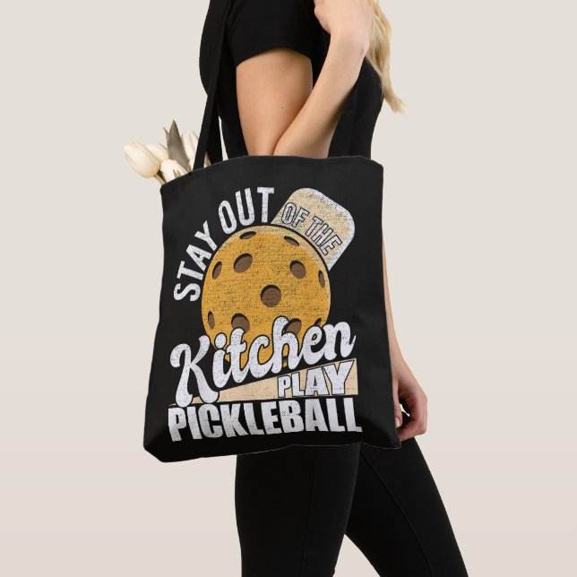 Bolsa Tote Fique Fora da Cozinha Jogue Pickleball (Close Up)
