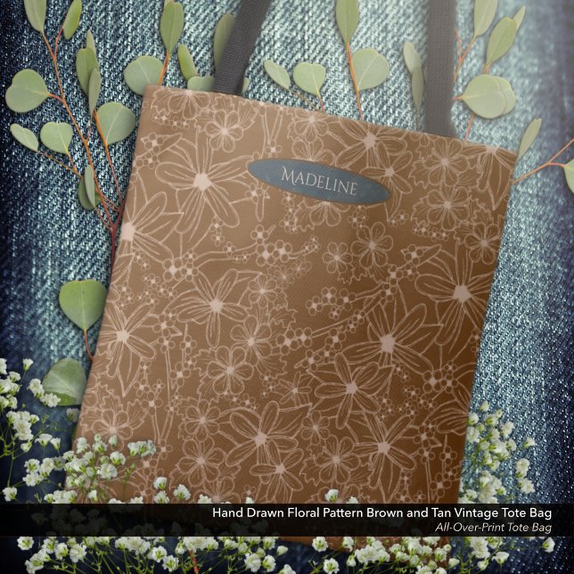 Bolsa Tote Flores-do-campo Padrões Desenhados de Mão Marrom R (Tote Bag: Hand Drawn Floral Pattern in Vintage Brown and Tan with the Owner's Name in Dark Blue.)