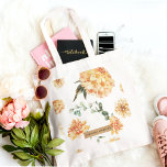 Bolsa Tote Flores Modernas - Presente Personalizado Amarelo e<br><div class="desc">Este belo design de flores aquáticas modernas apresenta flores amarelas brilhantes e alegres organizadas em um belo buquê. O trabalho de arte é criado por meio do delicado e translúcido meio de aquarela, que dá às flores uma qualidade macia e sonolenta. O design pode ser personalizado com um nome de...</div>