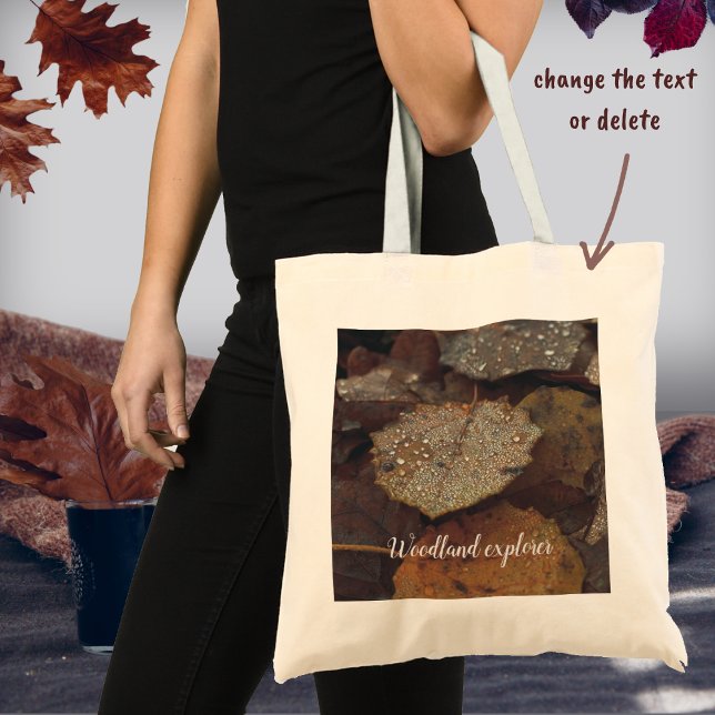 Bolsa Tote Folhas caídas castanhas após chuva (Criador carregado)