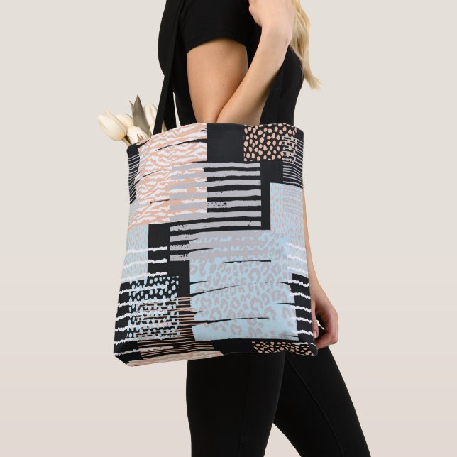 Bolsa Tote Formas e faixas geométricas (Close Up)