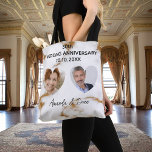 Bolsa Tote Foto de ouro de mármore do aniversário de casament<br><div class="desc">Impressão de mármore branco e azul como fundo. Decorado com 2 fotos em forma de coração. Personalize e adicione seu texto e nomes.</div>