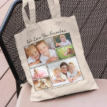 Bolsa Tote Fotos da vovó personalizadas<br><div class="desc">A vovó vai adorar esta mala personalizada de colagem de fotos. Você pode personalizar com seis fotos familiares de netos, familiares, animais de estimação, etc, e personalizar a expressão para "Eu te amo" ou "Nós te amamos", e se ela é chamada de "vovó", "vovó", "mãe", etc. Você também pode adicionar...</div>