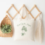 Bolsa Tote Fresco do mercado, Buquê verde Sage<br><div class="desc">Fresco do mercado Sage Whimsical Sage green Tote Bag Correspondente aos itens disponíveis.</div>