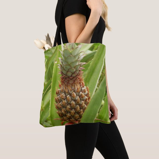 Bolsa Tote Fruta tropical de ananás selvagem na natureza (Close Up)