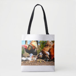 Bolsa Tote Fubby spelend met de kippen en haan.