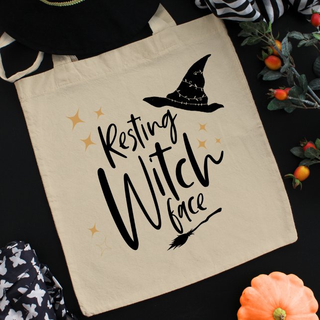 Bolsa Tote Funny Halloween Typography Witch, Broom & Hat (Criador carregado)