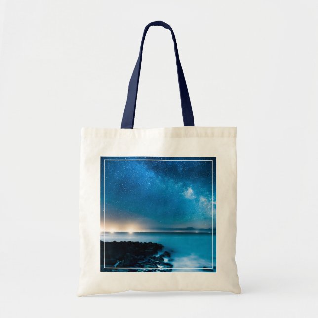 Bolsa Tote Galáxia da Via Láctea sobre barcos de pesca (Frente)