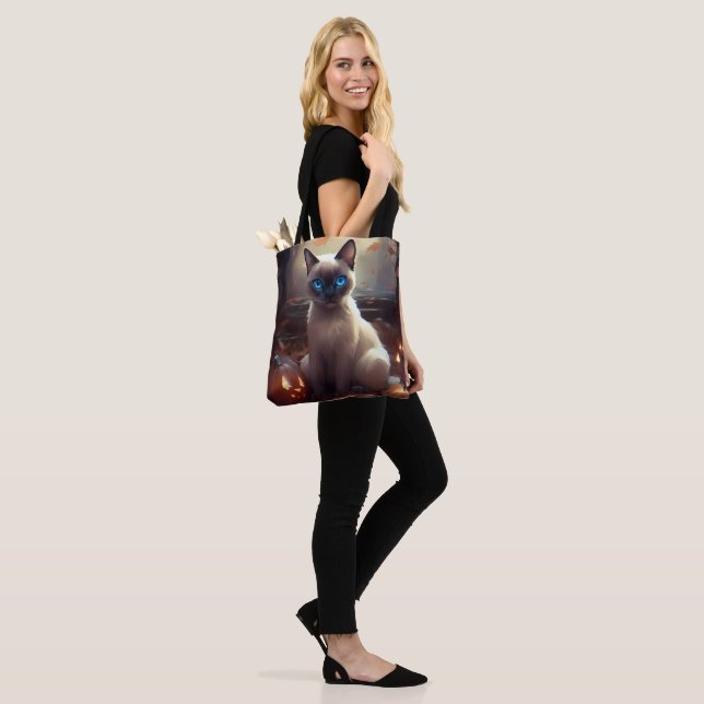 Bolsa Tote Gato Siamesa de Halloween com Abóboras Assustadora (No(a) Modelo)