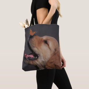 Bolsa Tote Golden retriever com a borboleta em seu nariz