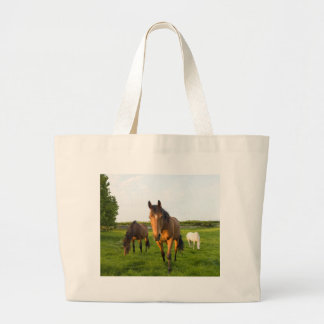 Bolsa Tote Grande Cavalos que pastam