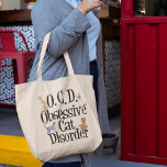 Bolsa Tote Grande Doença Obsessiva de Gatos<br><div class="desc">Eu adoro os meus gatos. Eu tenho TOC,  Transtorno Obsessivo de Gatos. Um presente engraçado de gatinho que faria um excelente presente para alguém que gosta de gatinhos fofos. As diferentes raças de gatos estão rastejando nas letras deste saco de gatinho bonito.</div>