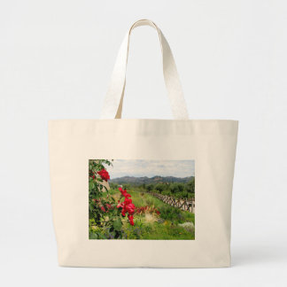 Bolsa Tote Grande Flores em Castello di Amorosa
