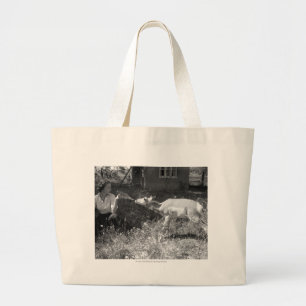 Bolsa Tote Grande Garrafa da mulher - alimentando um antílope