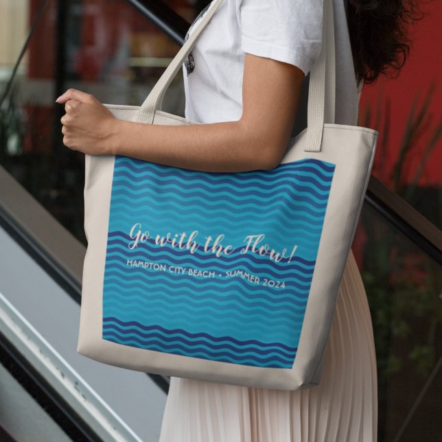 Bolsa Tote Grande "Ir Com O Fluxo" Blue Waves Tote Bag (Go With The Flow Blue Waves Tote/Beach Bag)