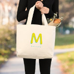 Bolsa Tote Grande Nome Personalizado 3D do Modern Cut Fun Monograma<br><div class="desc">Saco de monogramas bonitos com seu nome personalizado como uma inicial de sombra em citros brilhantes e menta. Moderno,  minimalista,  simples e divertido,  esta design movida pela tipografia dá um legal dom personalizado!</div>