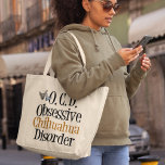Bolsa Tote Grande Perturbação Obsessiva Chihuahua<br><div class="desc">Sou obcecado por cachorros chihuahua fofos,  minha raça favorita de cachorro. Um presente engraçado para um dono de chihuahua que lê Obsessive Chihuahua Disorder para um amante de estimação.</div>