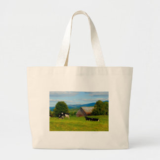 Bolsa Tote Grande Vacas em um campo