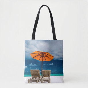 Bolsa Tote Guarda-chuva de Sun no Sandy Beach Maldives
