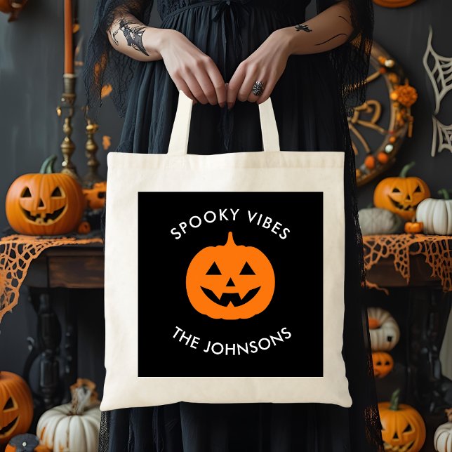 Bolsa Tote Halloween minimalista - Nome da família personaliz (Criador carregado)