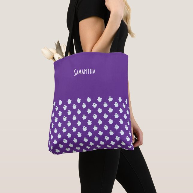 Bolsa Tote Halloween Roxo com Nome dos Fantasmas Brancos (Close Up)