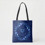 Bolsa Tote Hanukkiah Happy Hanukkah Holiday Menorah<br><div class="desc">Símbolo Hanukkiah. Feliz Festa de Hanukkah Feriado Judeu Menorah Azul. Decoração de Feriado Judeu Chanukkah com o símbolo decorativo tradicional de Chanuka - Marinho Blue color hanukkiah menorah, candelabro com velas, estrela de David e ilustração azul neon brilhante. Festa de Chanucá das Luzes Decoração do Evento. Jerusalém, Israel. Acessórios >...</div>