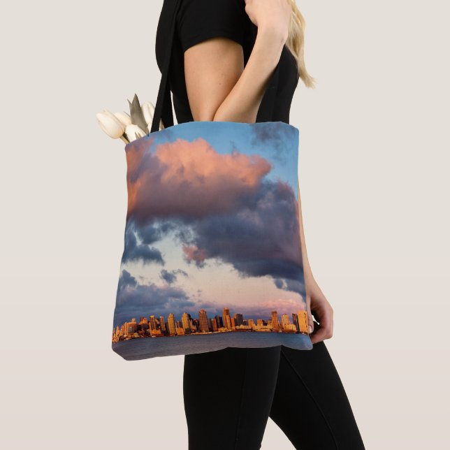 Bolsa Tote Horizonte urbano da cidade de Baía de San Diego (Close Up)