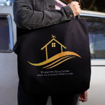 Bolsa Tote Imobiliária Personalizada Empresa Chic Black Doura<br><div class="desc">Esta bolsa de tote da empresa imobiliária chic é feita por medida com a sua empresa e o nome do agente. Estes sacos de tota pretos de marketing clássico têm uma casa bonito com um Weathervane dourado em cima e curvas elegantes por baixo. Personalize com seu site de negócios abaixo....</div>