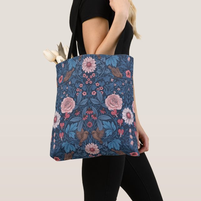 Bolsa Tote Jardim selvagem em azul (Close Up)