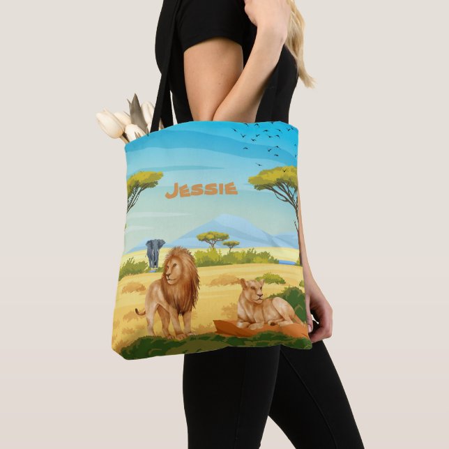 Bolsa Tote Leões Personalizados na Savana (Close Up)