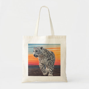 Bolsa Tote Leopardo-da-neve caminhando na praia durante um pô