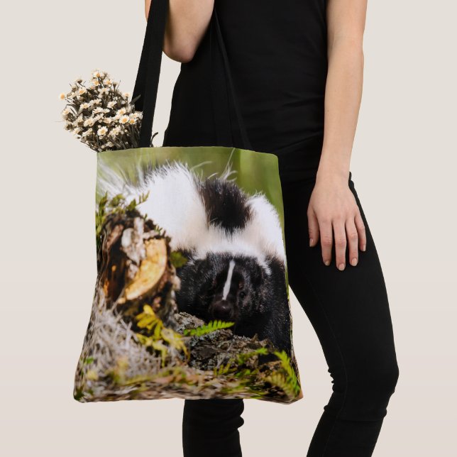 Bolsa Tote Log de Fern de Skunk Strik (Close Up)