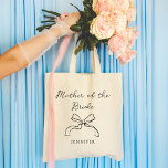 Bolsa Tote Mãe da noiva | Qualquer Arco de coquete colorido<br><div class="desc">Esta na moda,  bolsa diz "Mãe da Noiva" em chic,  escrita à mão com um arco de coquete ilustrado e um lugar para o seu nome. Você pode personalizar o bolsa escolhendo qualquer cor para o texto e o arco,  para que sua festa de casamento possa corresponder.</div>