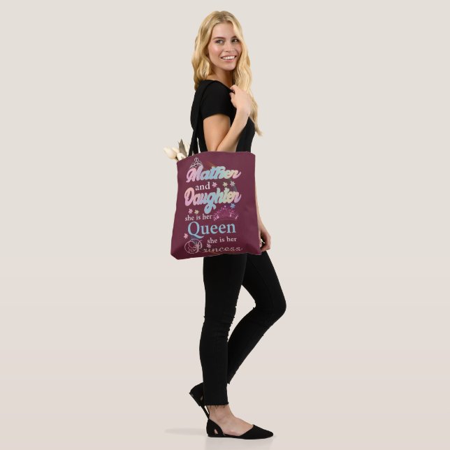 Bolsa Tote Mãe e filha, ela é sua rainha. (No(a) Modelo)