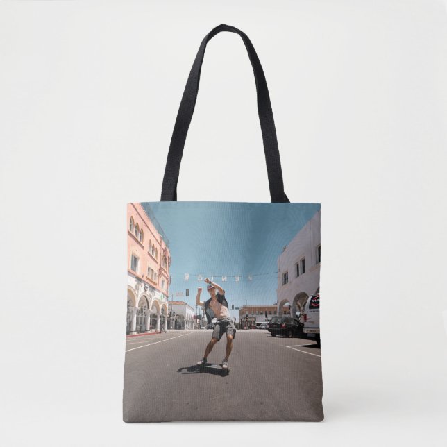 Bolsa Tote Man playing skateboard (Frente)
