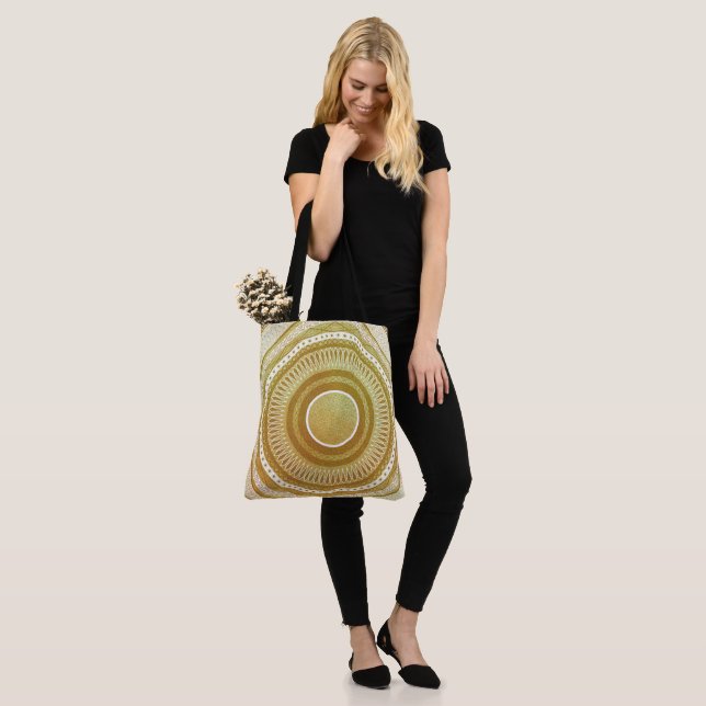 Bolsa Tote Mandala Dourada e Brilhante (No(a) Modelo)