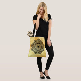 Bolsa Tote Mandala Preto em Fundo Dourado Suave