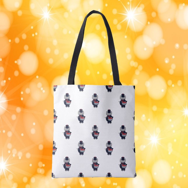Bolsa Tote Marching Band Cat Drummer Navy Blue Red (A tote bag with a pattern of gray cats playing snare drums.)